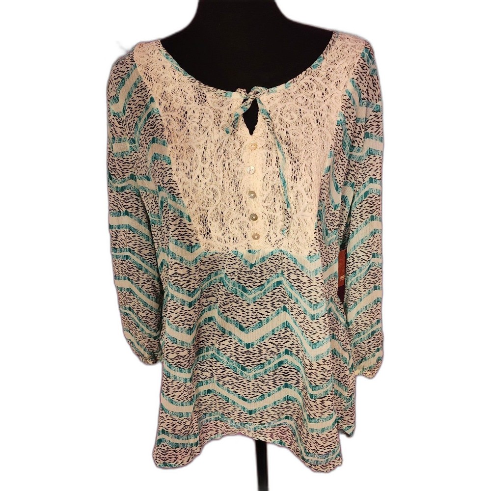 No Boundaries Boho Sheer Top Cream, Mint and Black. Size XXL (19)